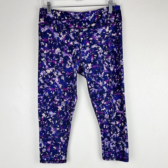 Fabletics Camp Flurry Printed Capri Leggings Purple Mid Rise Activewear XL - Picture 2 of 11
